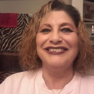 Meet your Posher, Stella